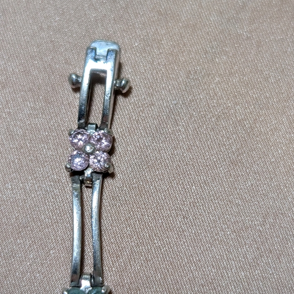 Elegant Silver Bracelet - Picture 5 of 5